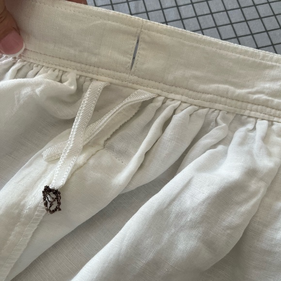 VINTAGE ESCADA FULL WRAP SKIRT IN IVORY WHITE - Picture 9 of 12